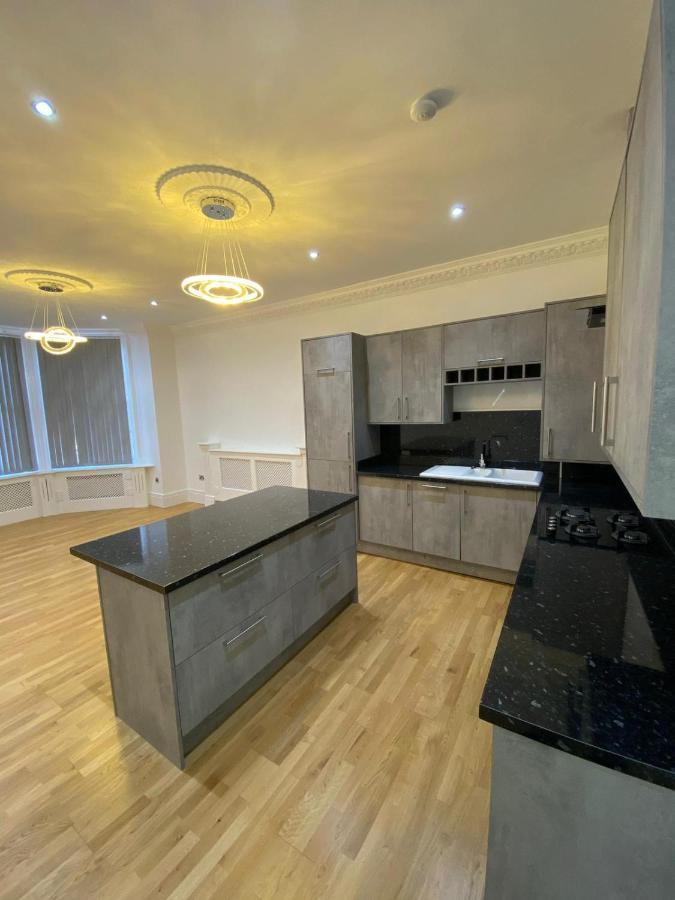 Luxury Apartment Apt4 Вулвергемптон Екстериор снимка